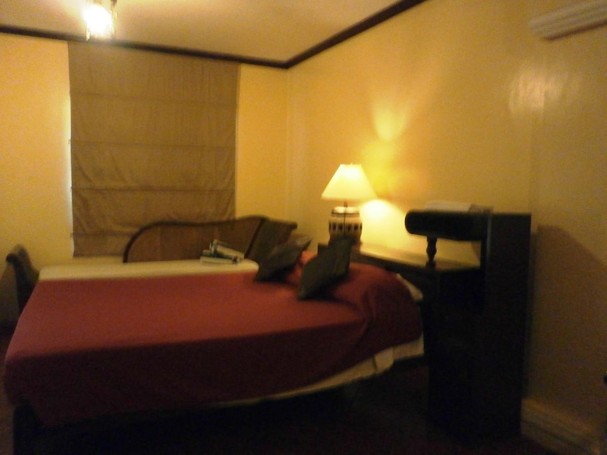 True Home Hotel Balabag  Quarto foto