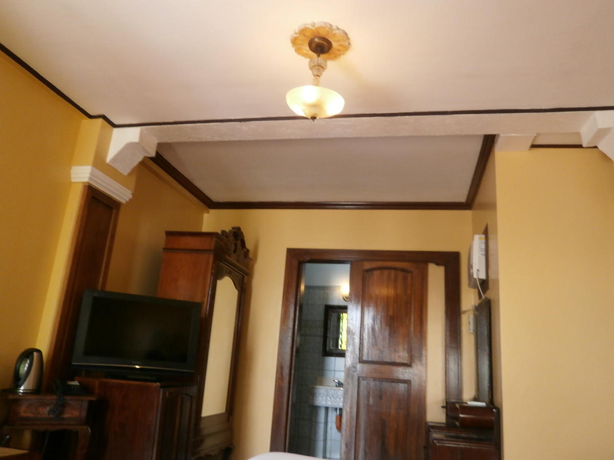 True Home Hotel Balabag  Quarto foto